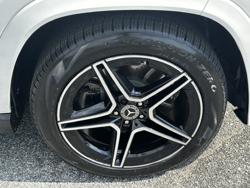 Certified 2024 Mercedes-Benz GLS 450 4MATIC image 14