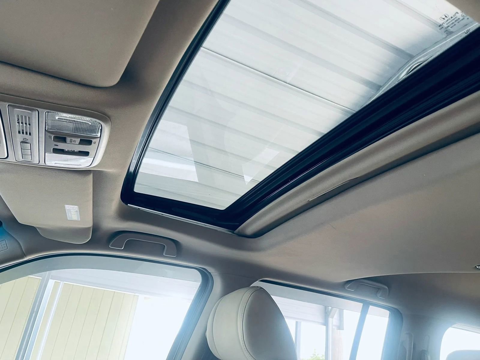 Used 2010 Honda Pilot EX-L image 19