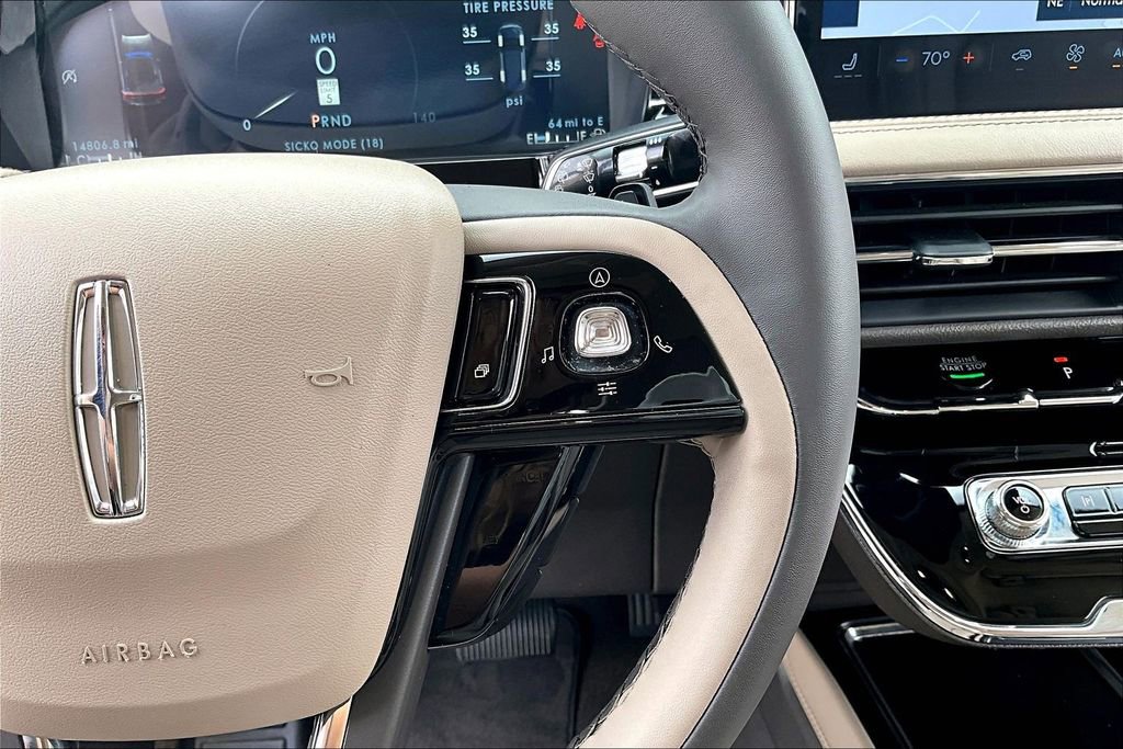 Used 2023 Lincoln Corsair FWD image 21