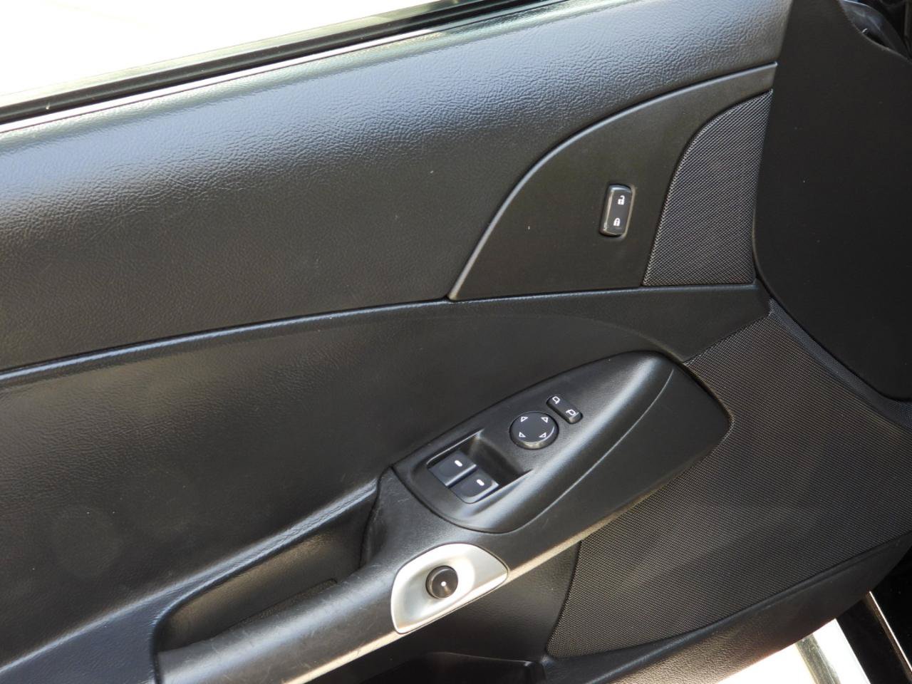 Used 2011 Chevrolet Corvette w/ 3LT w/ Preferred Equipment Group RWD image 61