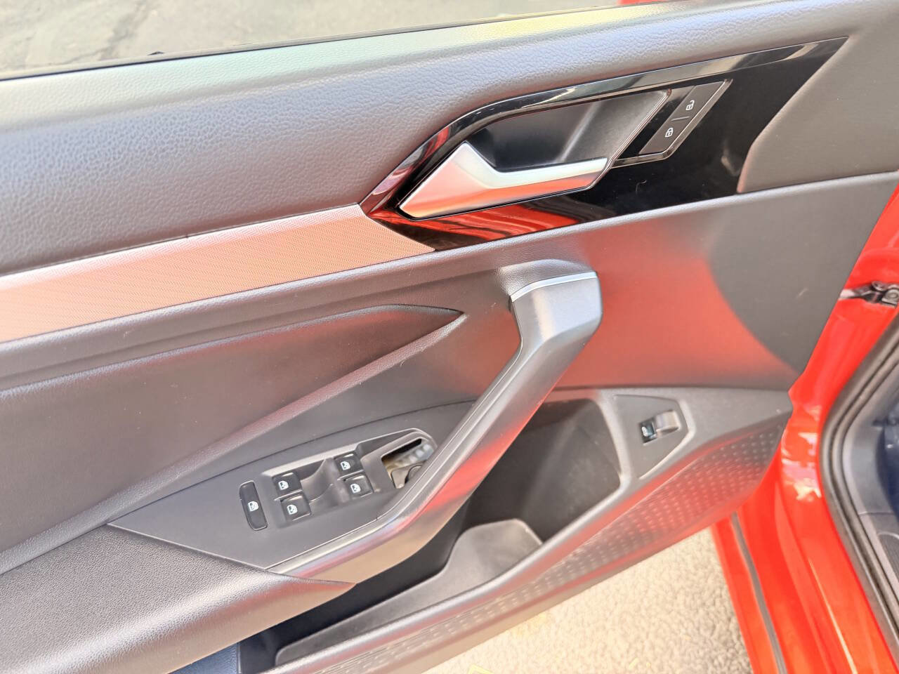 Used 2019 Volkswagen Jetta R-Line image 11