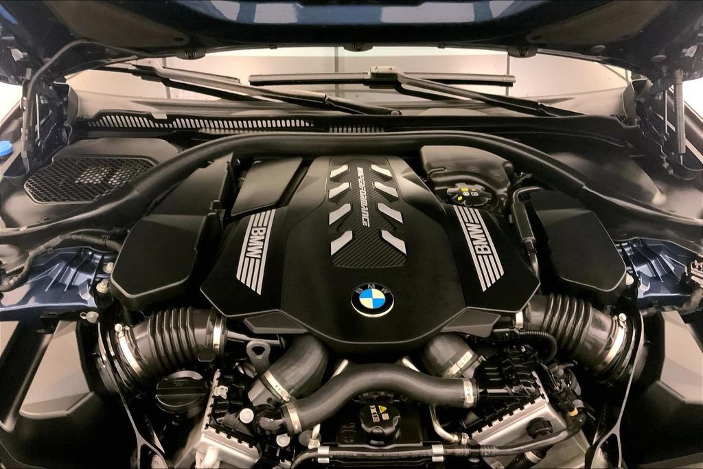 Certified 2023 BMW M550i xDrive w/ Executive Package AWD/4WD image 9