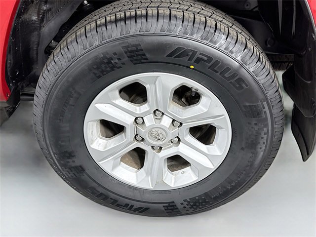 Certified 2018 Toyota 4Runner SR5 image 29