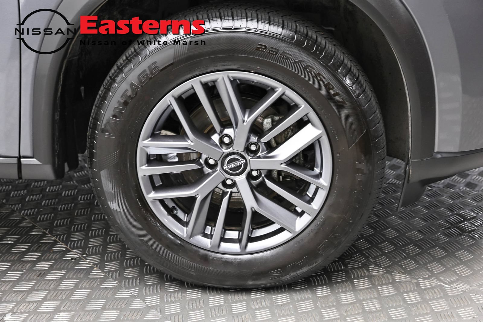 Used 2023 Nissan Rogue S AWD/4WD image 31