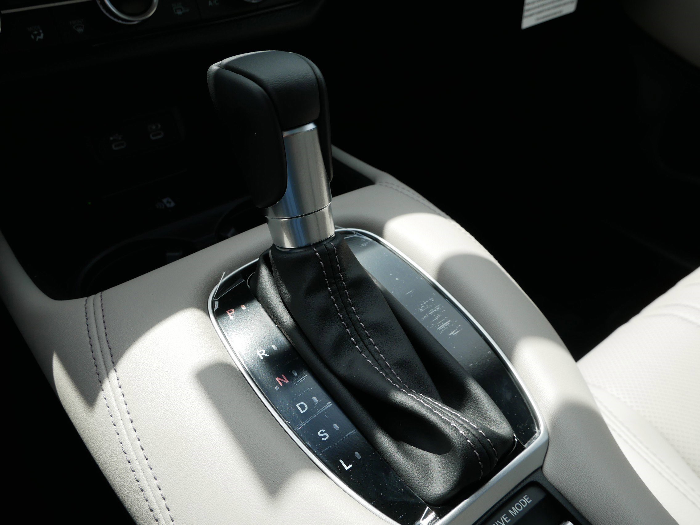 New 2027 Honda HR-V EX-L image 20