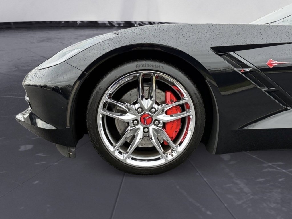 Used 2015 Chevrolet Corvette Stingray Z51 w/ 3LT Preferred Equipment Group image 15