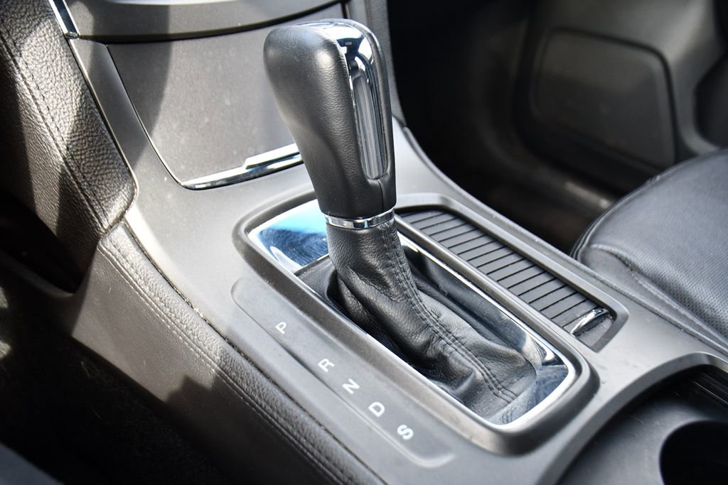 Used 2016 Lincoln MKS AWD image 26