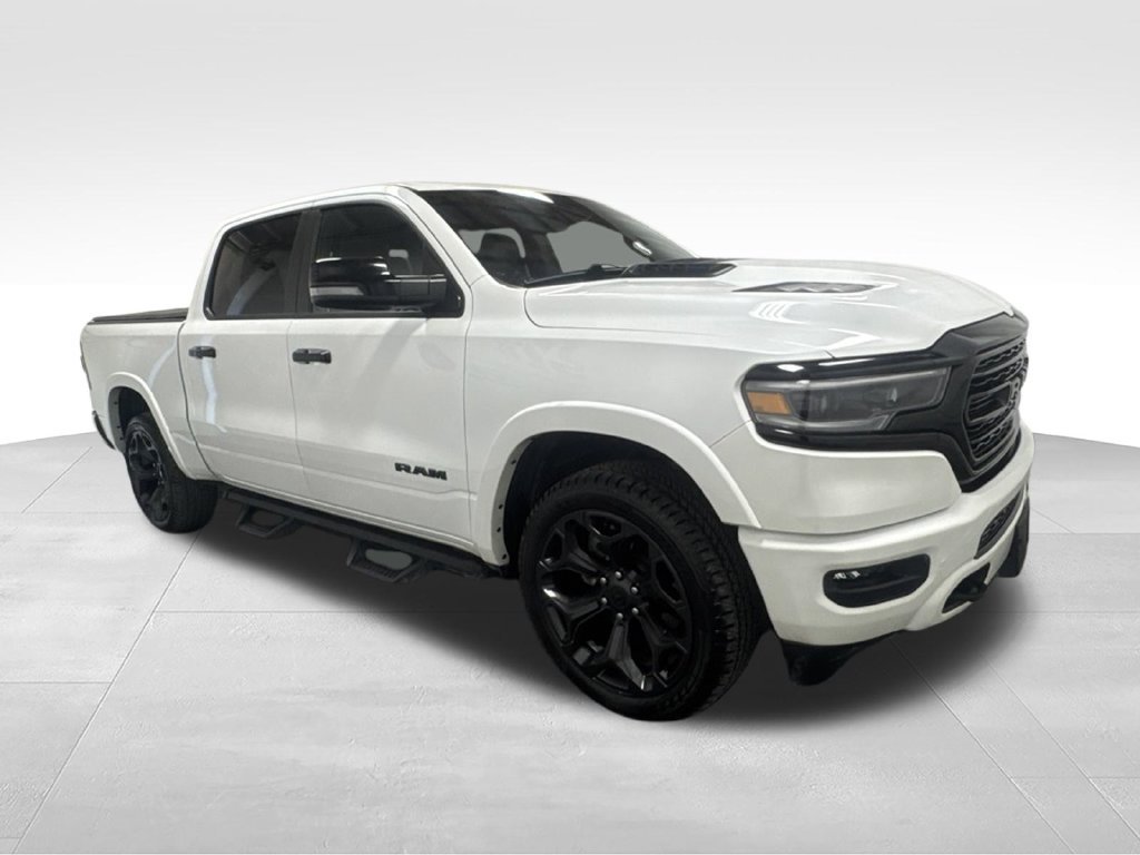 Used 2024 RAM 1500 Limited w/ Night Edition AWD/4WD image 4
