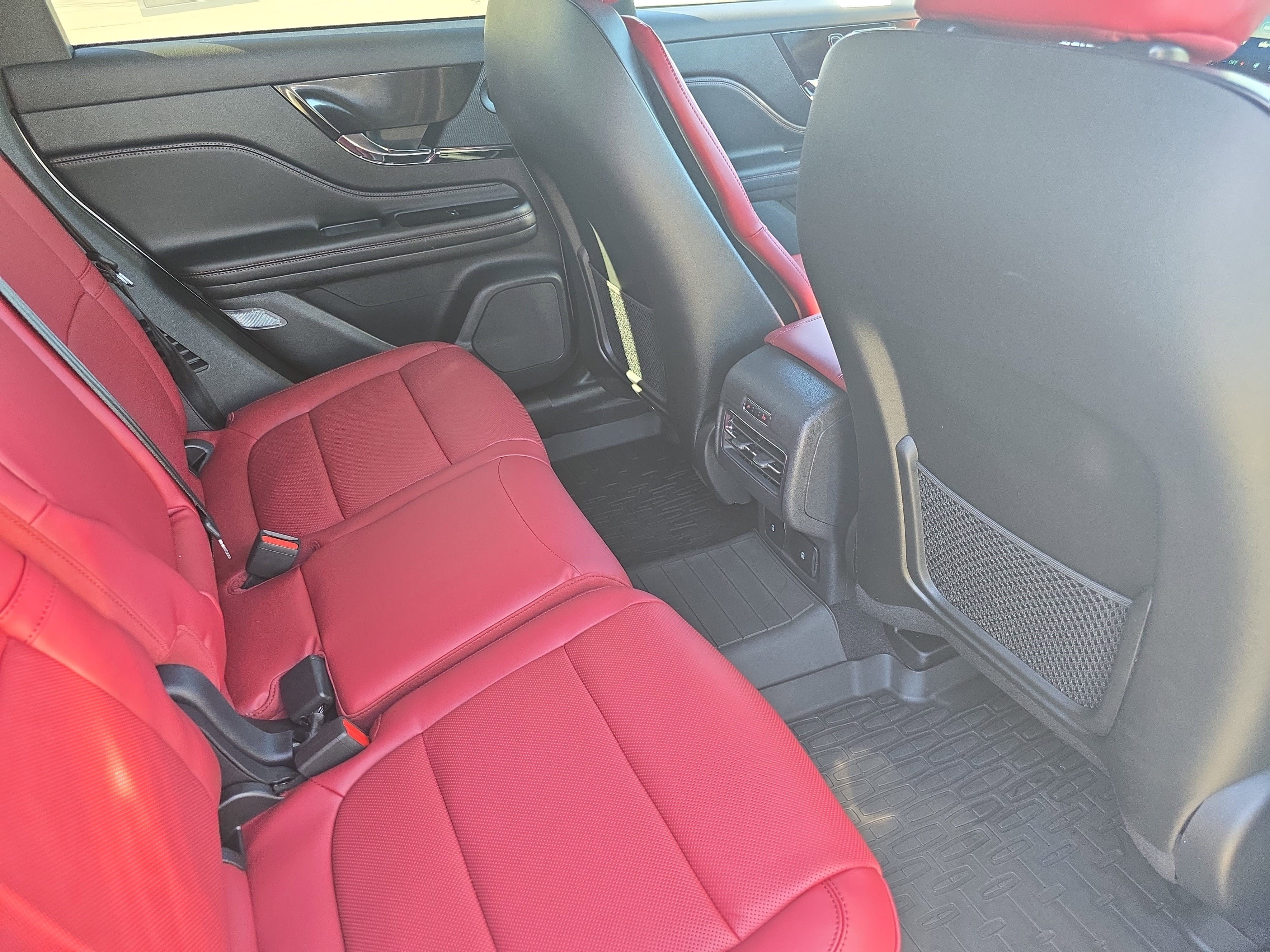 New 2026 Lincoln Corsair Reserve image 11