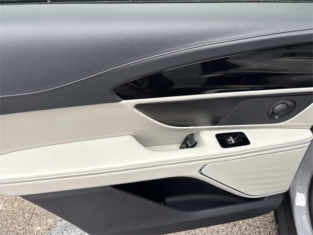 New 2026 Lincoln Nautilus Premier w/ Equipment Group 102A image 19