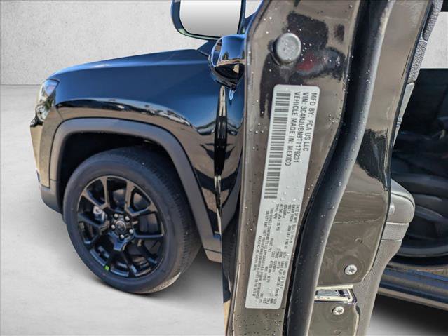 New 2026 Jeep Compass Latitude image 8