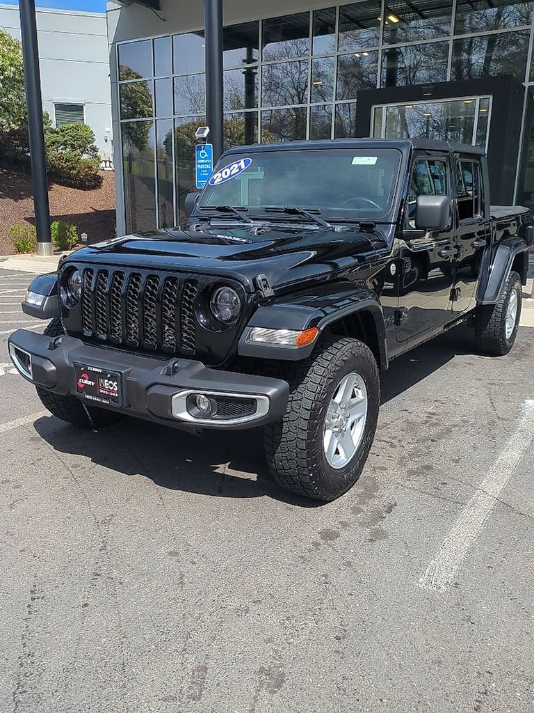 Used 2021 Jeep Gladiator Sport AWD/4WD image 4