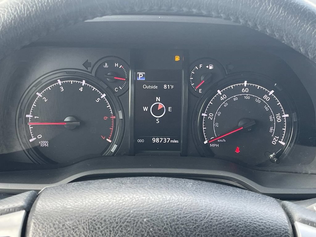 Used 2022 Toyota 4Runner SR5 Premium RWD image 26
