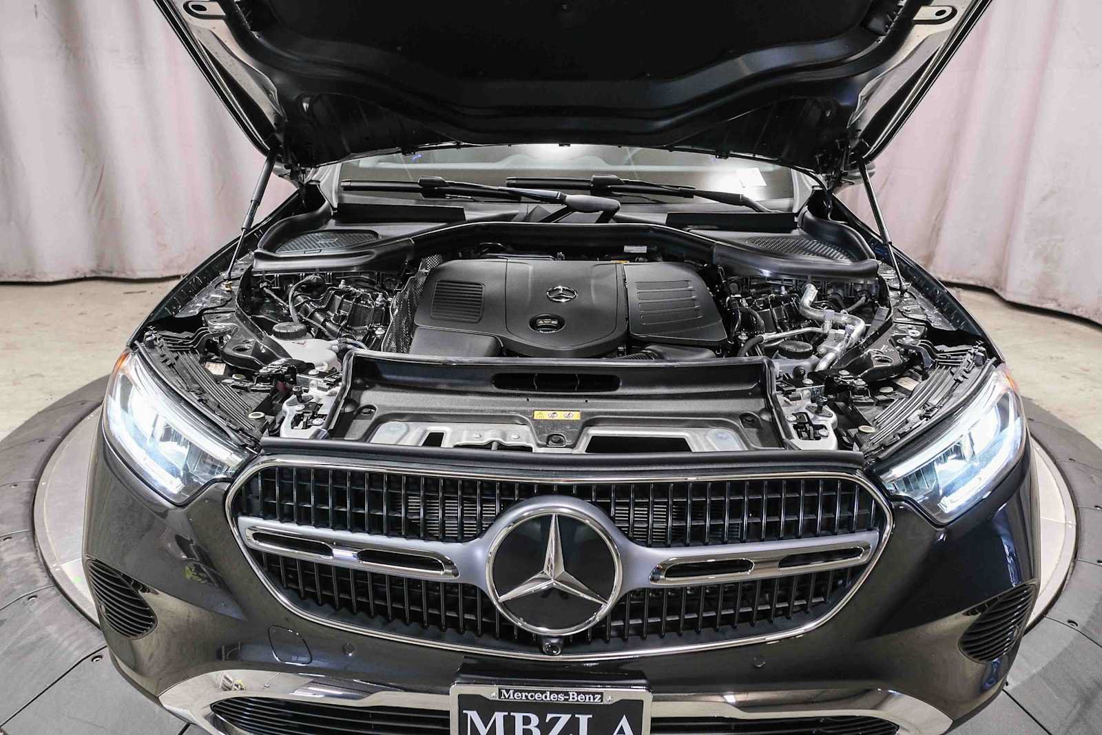 Certified 2026 Mercedes-Benz GLC 300 image 33