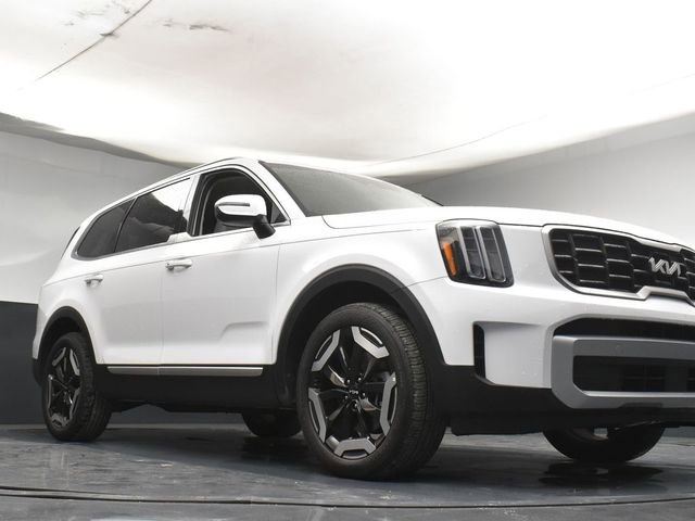 Certified 2025 Kia Telluride S FWD image 34