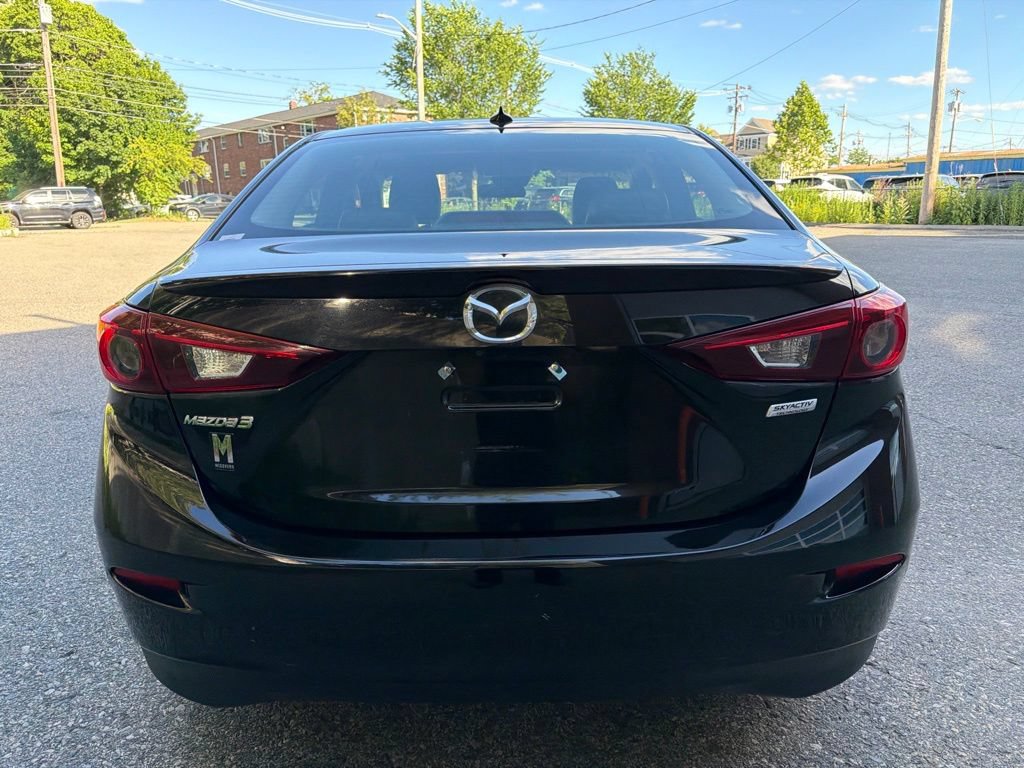 Used 2018 MAZDA MAZDA3 Touring FWD image 5