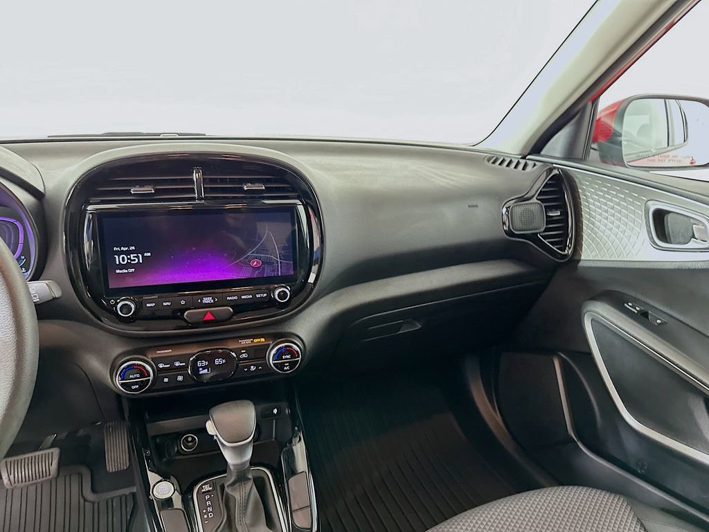 Used 2025 Kia Soul S FWD image 20