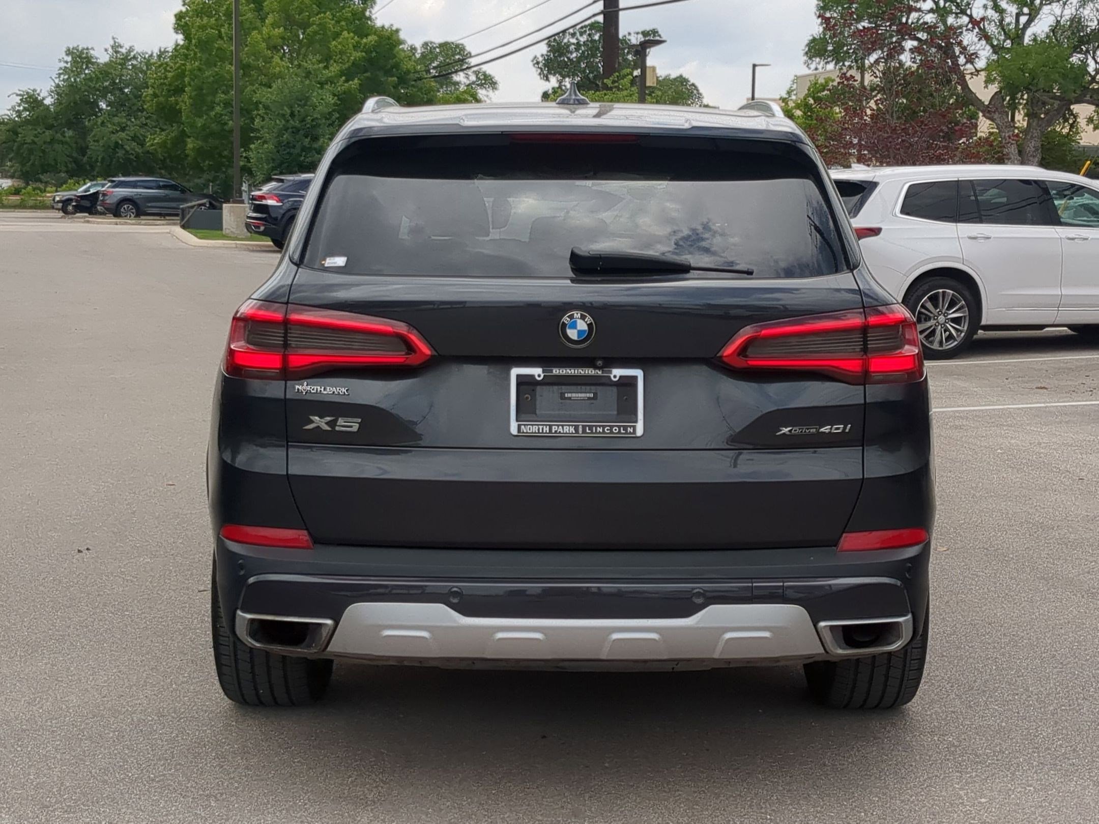 Used 2020 BMW X5 xDrive40i w/ Executive Package AWD/4WD image 4