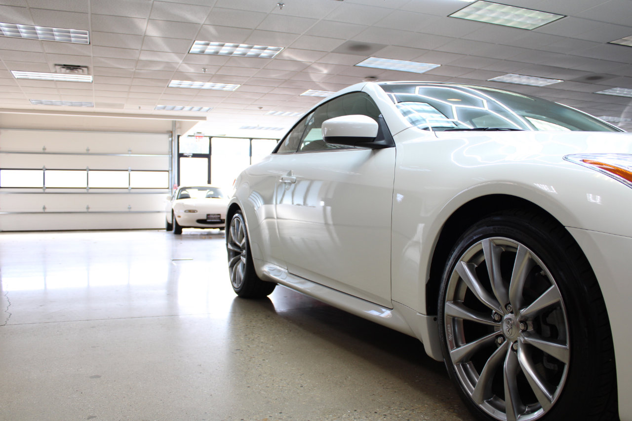 Used 2010 INFINITI G37 Sport w/ Premium Pkg image 16