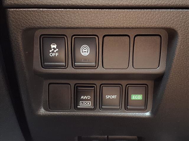 Used 2021 Nissan Rogue Sport S image 21