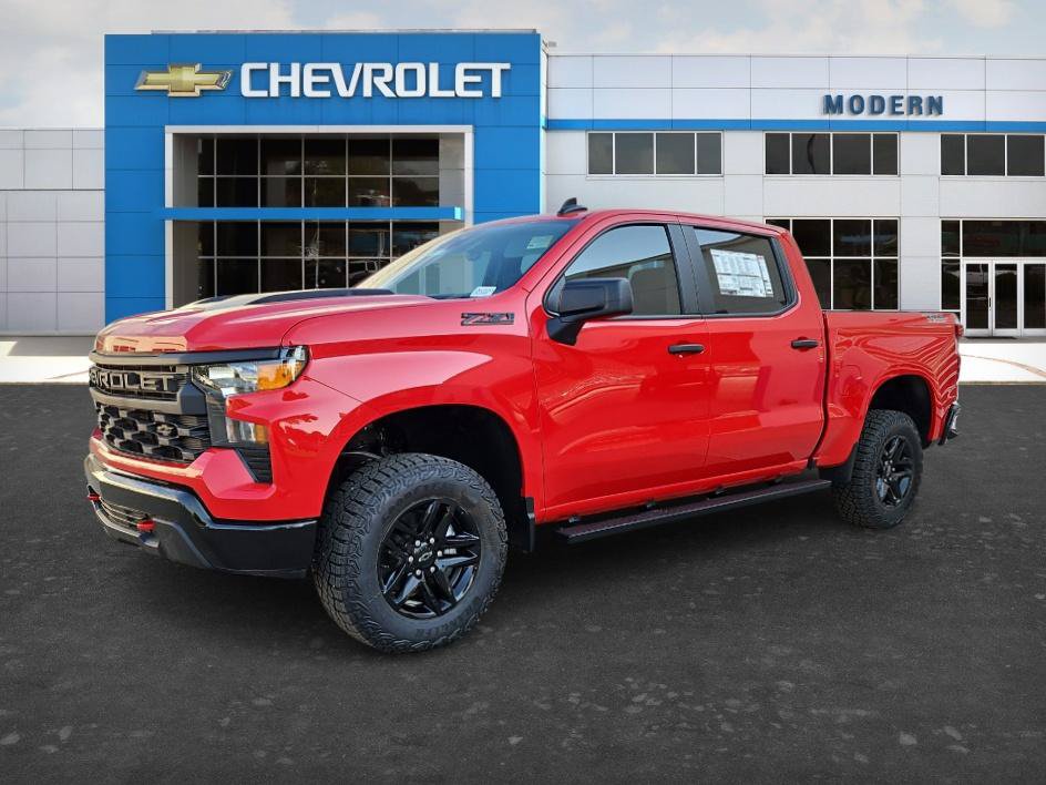 New 2026 Chevrolet Silverado 1500 Custom Trail Boss w/ LPO, Dark Essentials Package