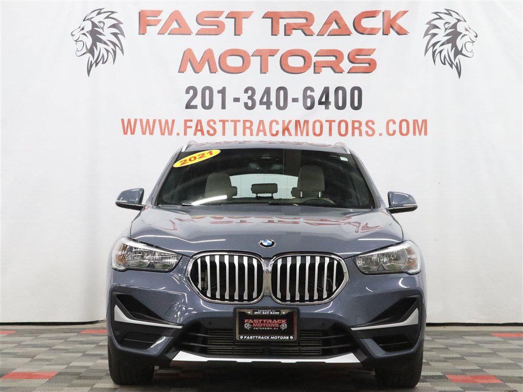 Used 2021 BMW X1 xDrive28i w/ Convenience Package AWD/4WD image 2