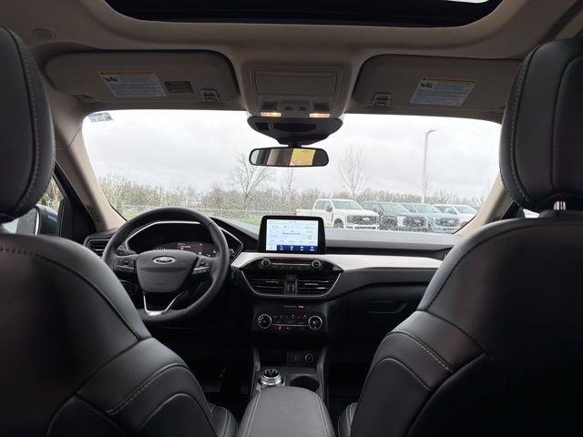 Used 2020 Ford Escape SEL image 18