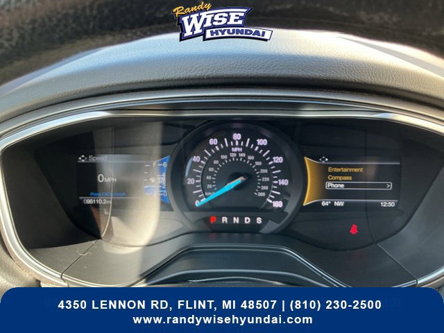 Used 2020 Ford Fusion SE AWD/4WD image 21