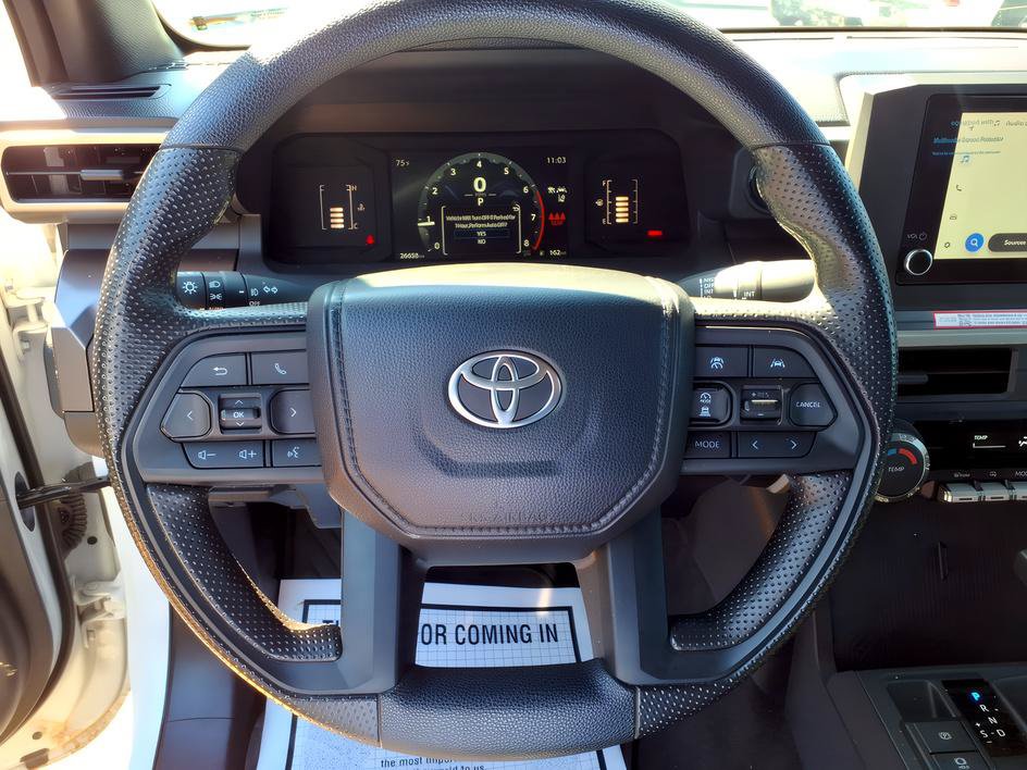 Certified 2025 Toyota Tacoma SR5 AWD/4WD image 22