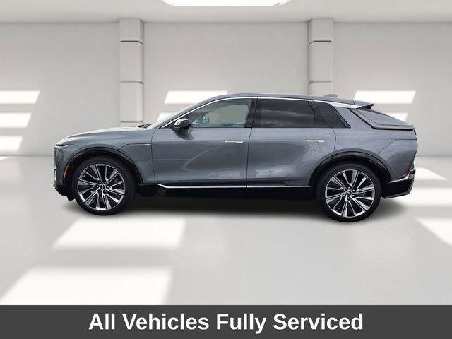 Used 2023 Cadillac Lyriq 2WD image 2