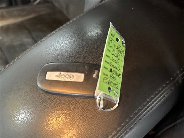 Used 2015 Jeep Grand Cherokee Altitude image 26