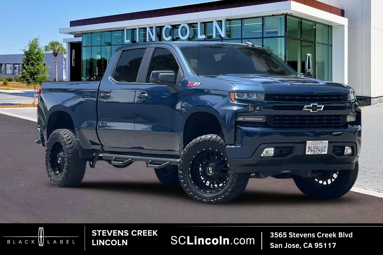Used 2019 Chevrolet Silverado 1500 RST AWD/4WD image 1