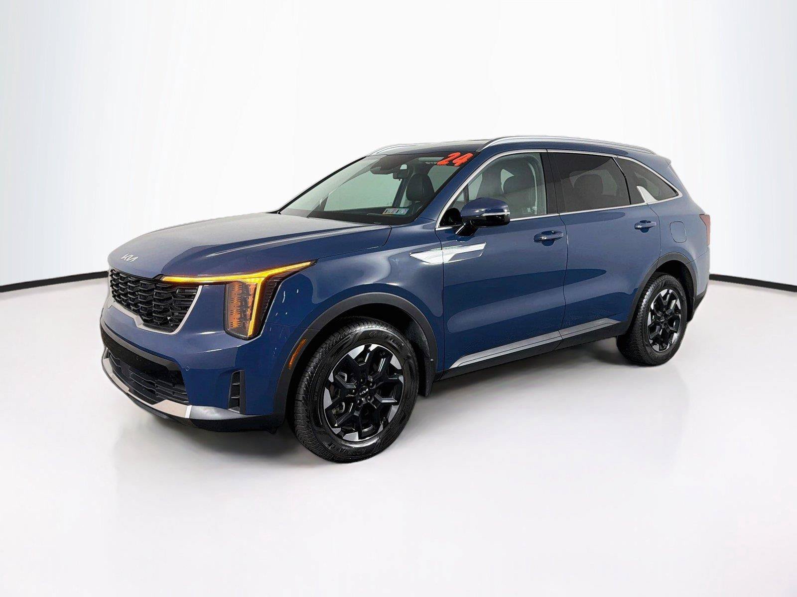 Used 2024 Kia Sorento S AWD/4WD image 7