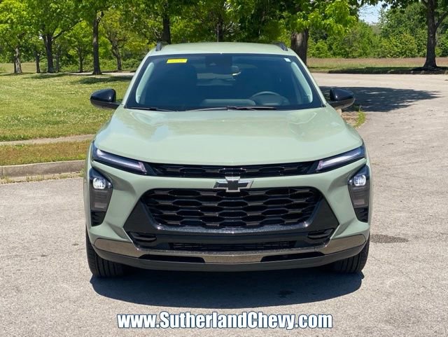 Certified 2026 Chevrolet Trax ACTIV w/ Driver Confidence Package FWD image 2