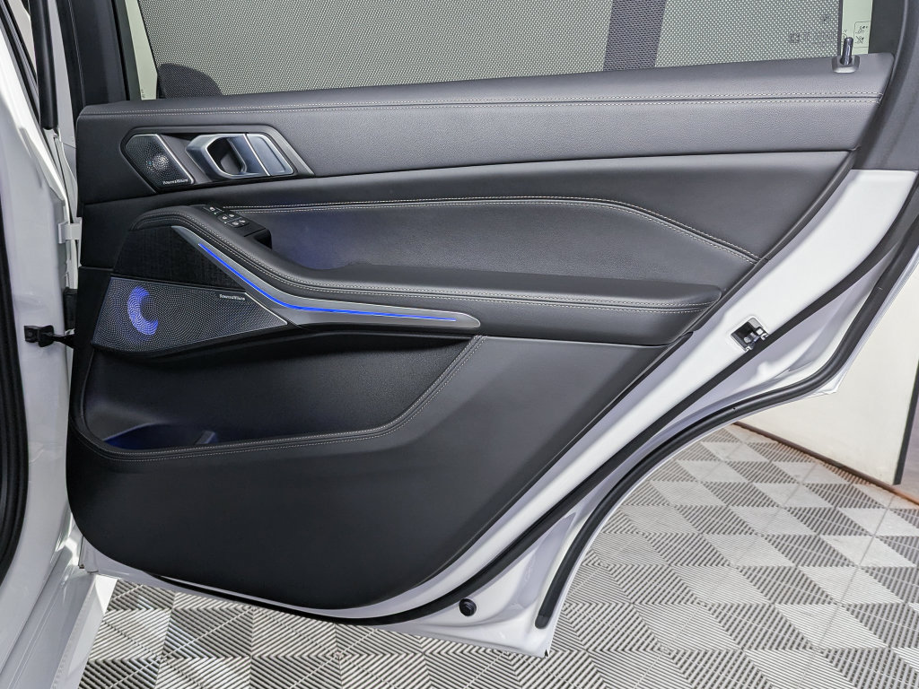 Used 2026 BMW ALPINA XB7 AWD/4WD image 50