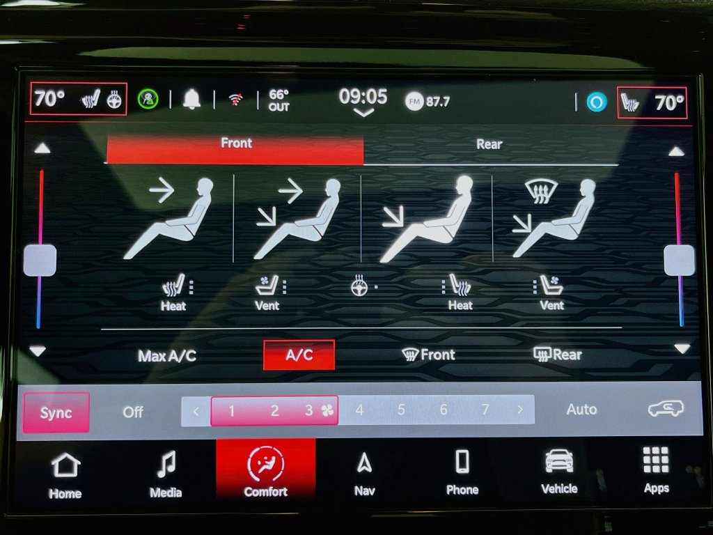 Used 2021 Dodge Durango R/T w/ Blacktop Package AWD/4WD image 20
