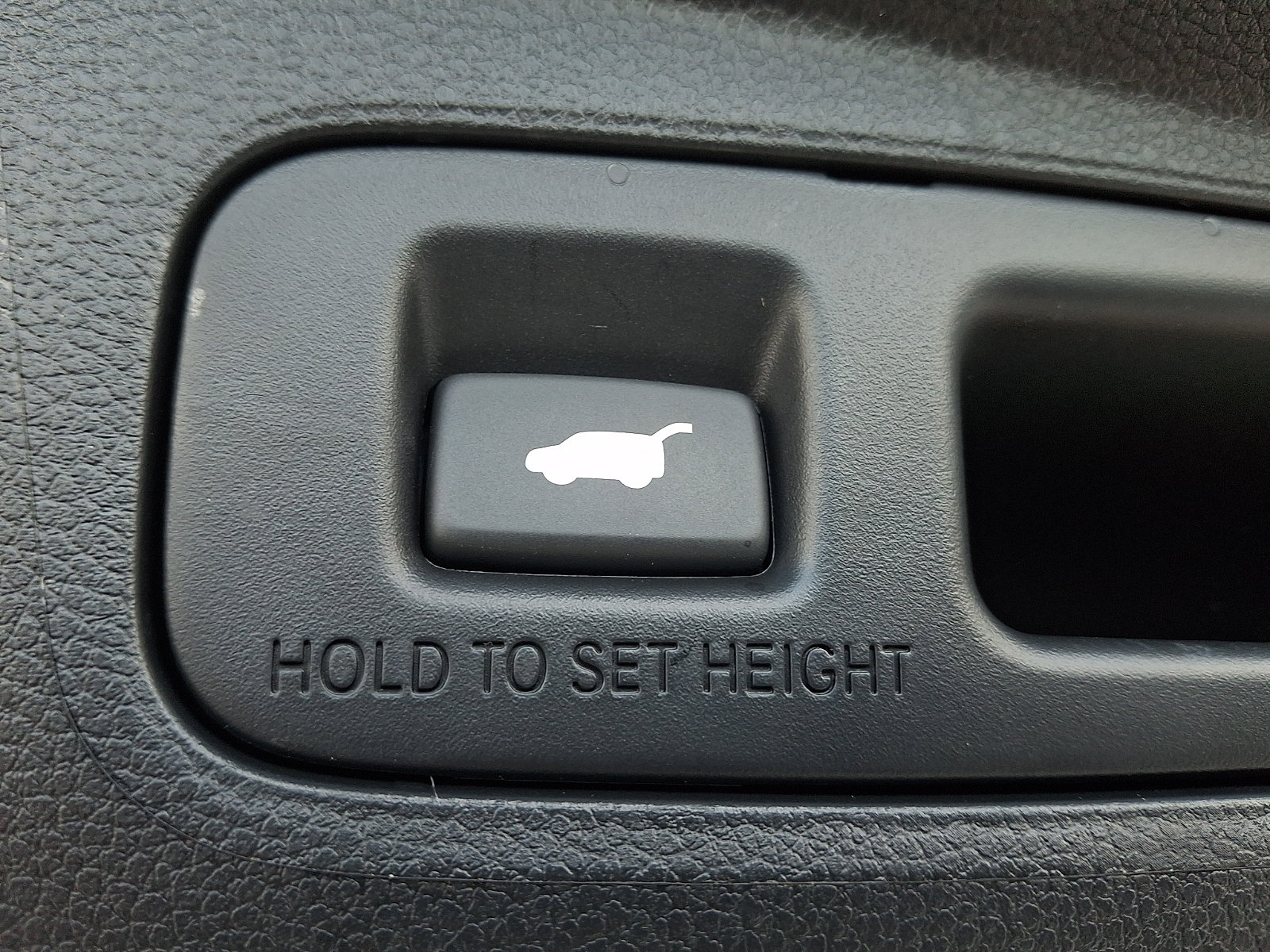 Certified 2025 Honda CR-V Sport Touring image 30