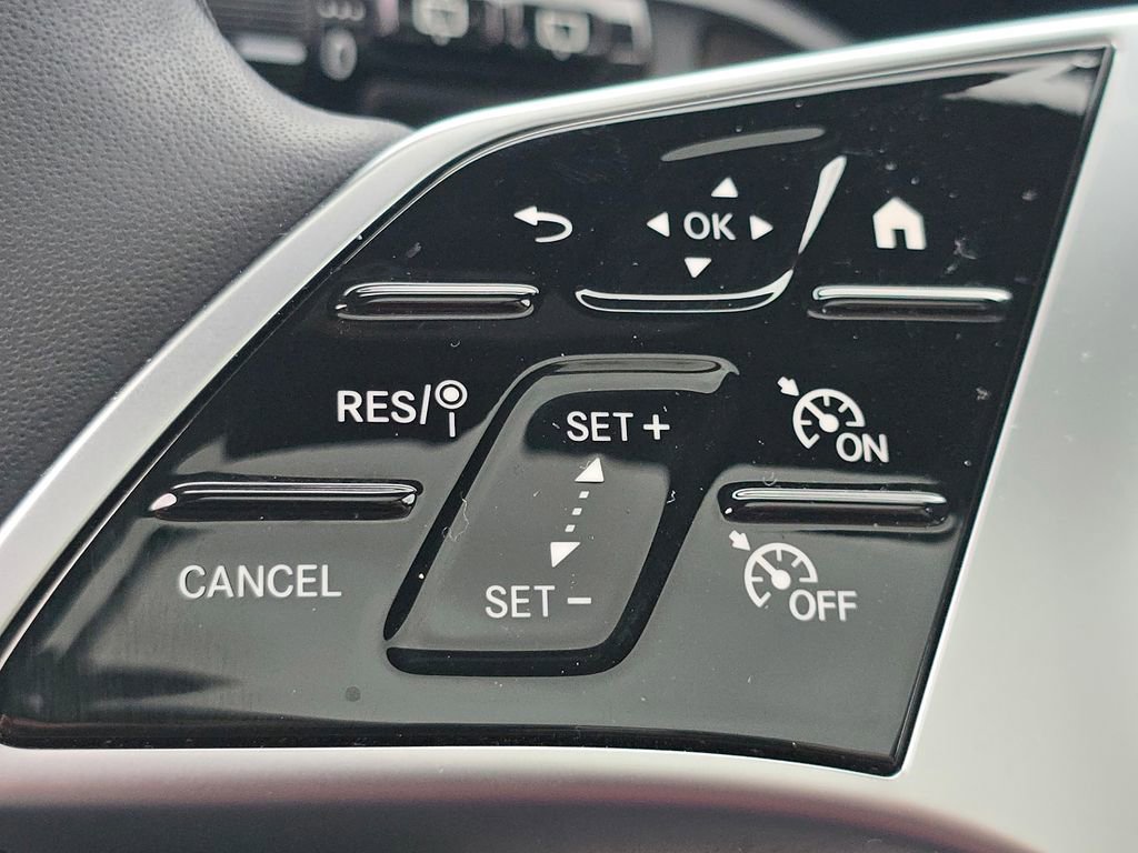 Certified 2026 Mercedes-Benz GLC 300 4MATIC image 36