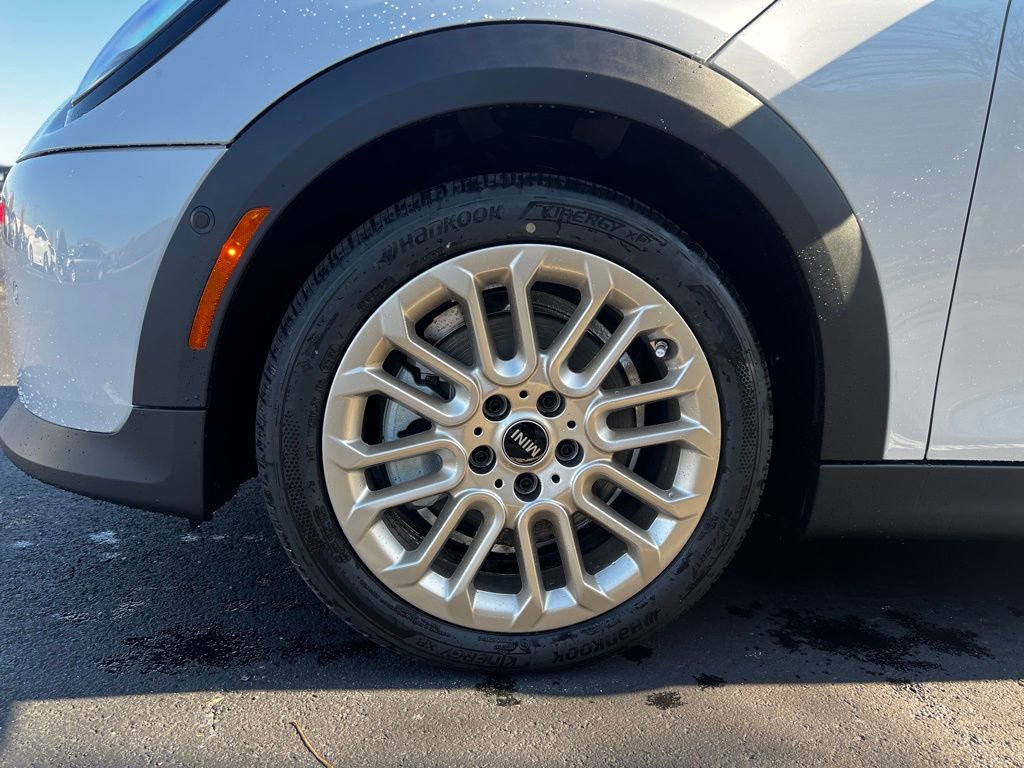 New 2025 MINI Cooper S image 9