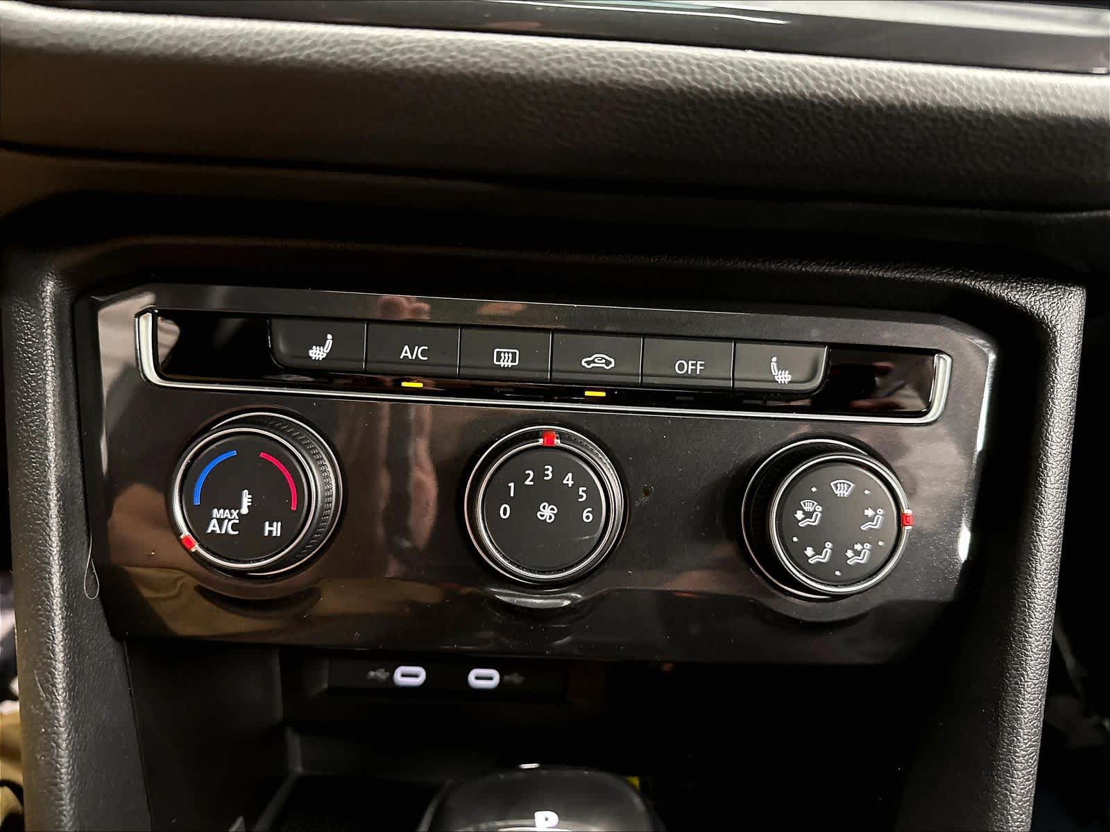 Used 2024 Volkswagen Tiguan Wolfsburg Edition AWD/4WD image 18