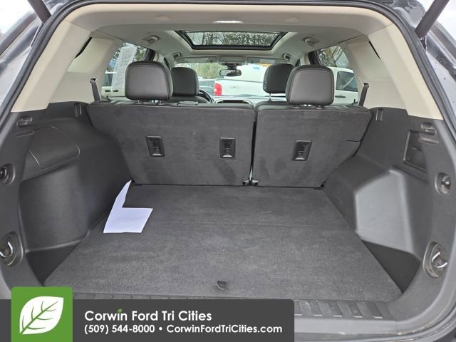 Used 2023 GMC Terrain Denali w/ Denali Premium Package AWD/4WD image 33