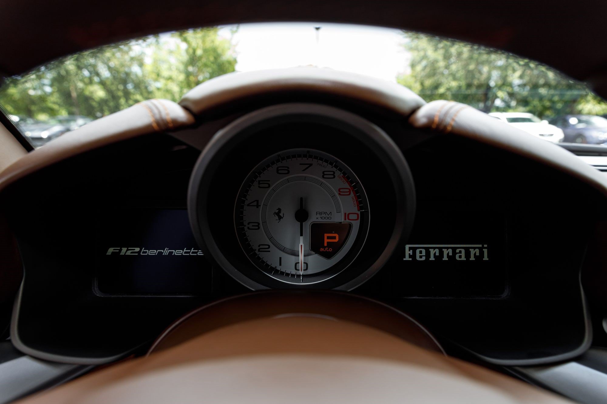 Used 2016 Ferrari F12 Berlinetta RWD image 31