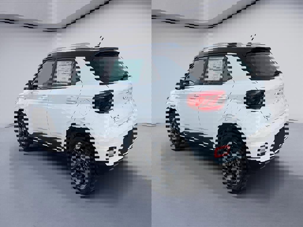 New 2026 Hyundai Venue SEL image 3