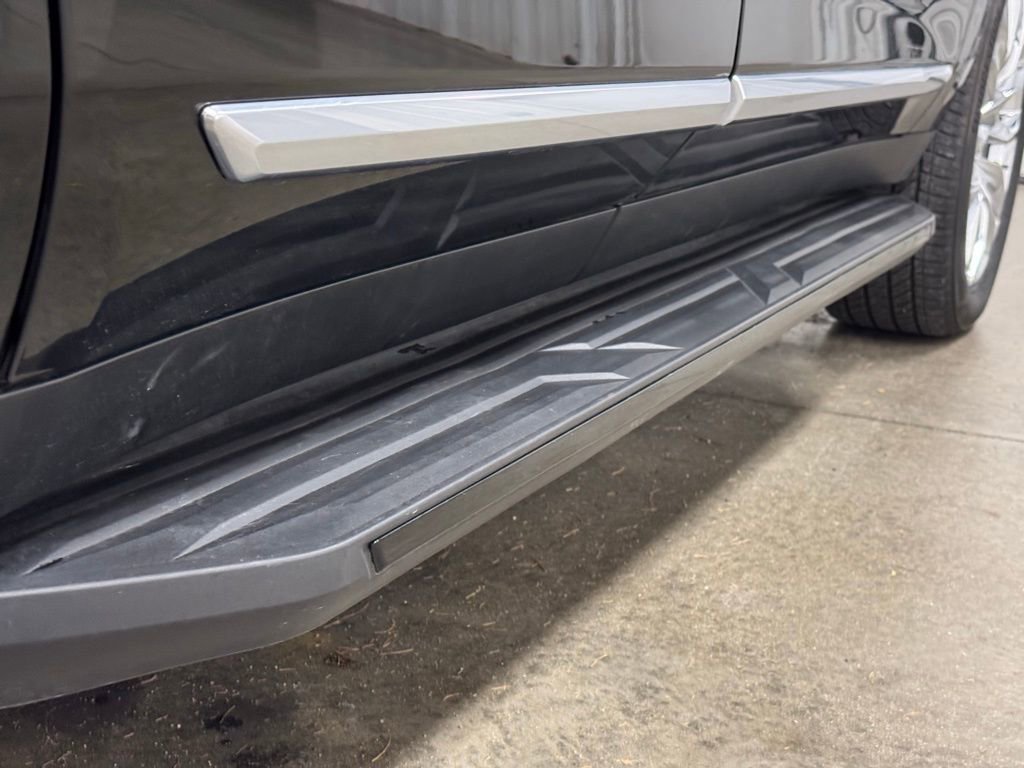 Certified 2024 GMC Yukon Denali image 28