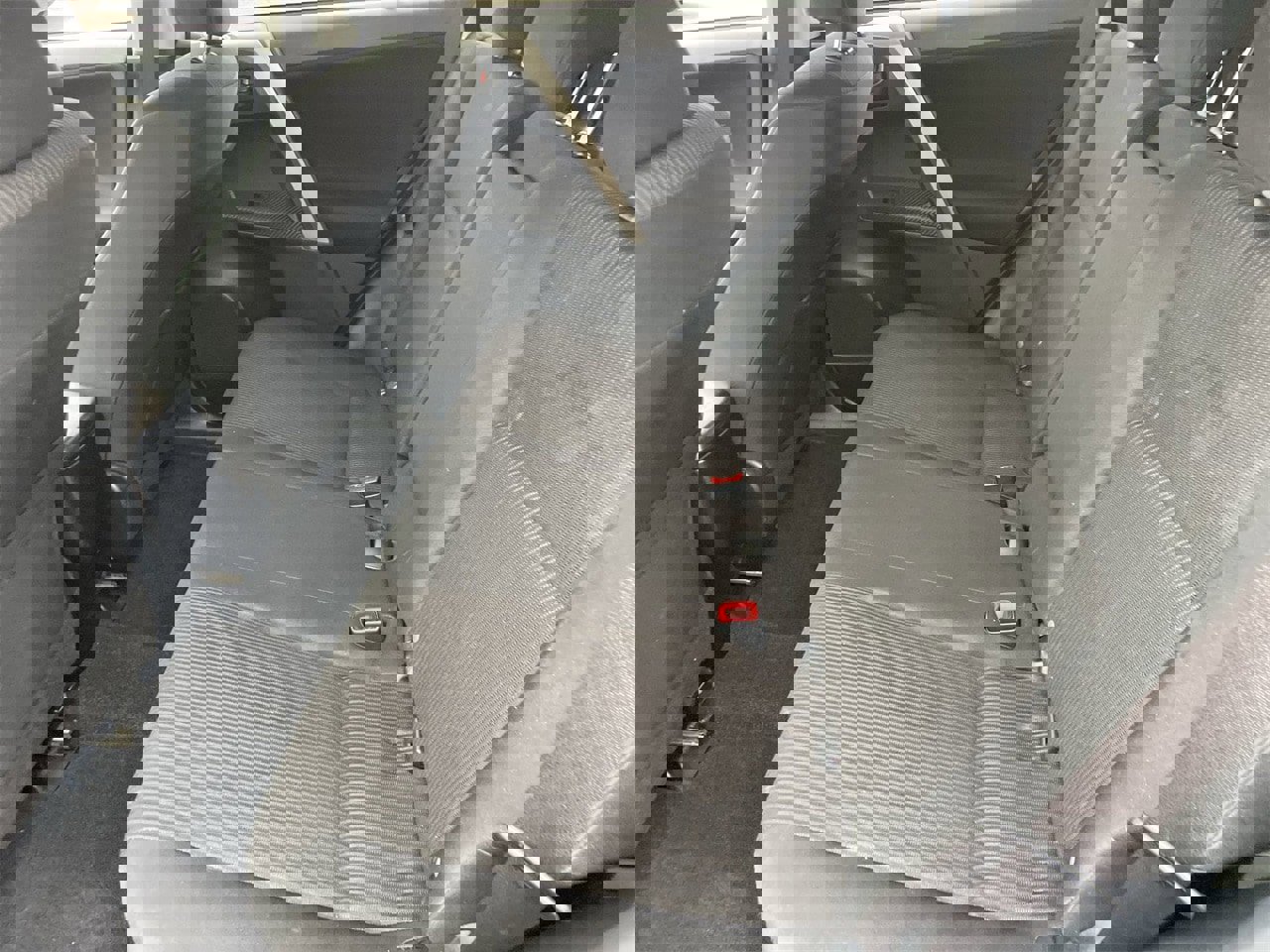 Used 2015 Toyota RAV4 LE image 16