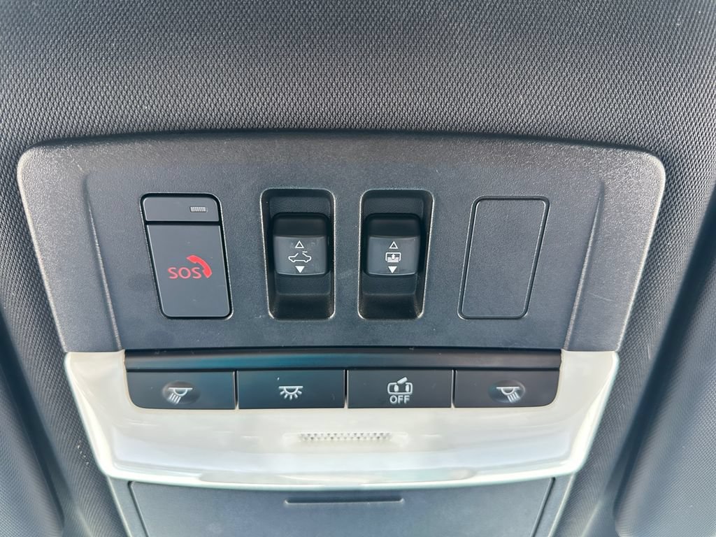 Used 2023 Mitsubishi Outlander SEL Black Edition AWD/4WD image 17