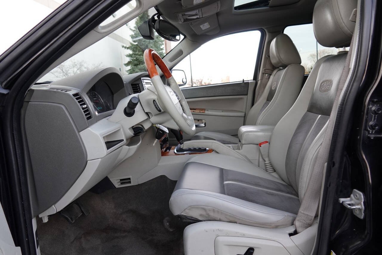 Used 2007 Jeep Grand Cherokee Overland AWD/4WD image 49