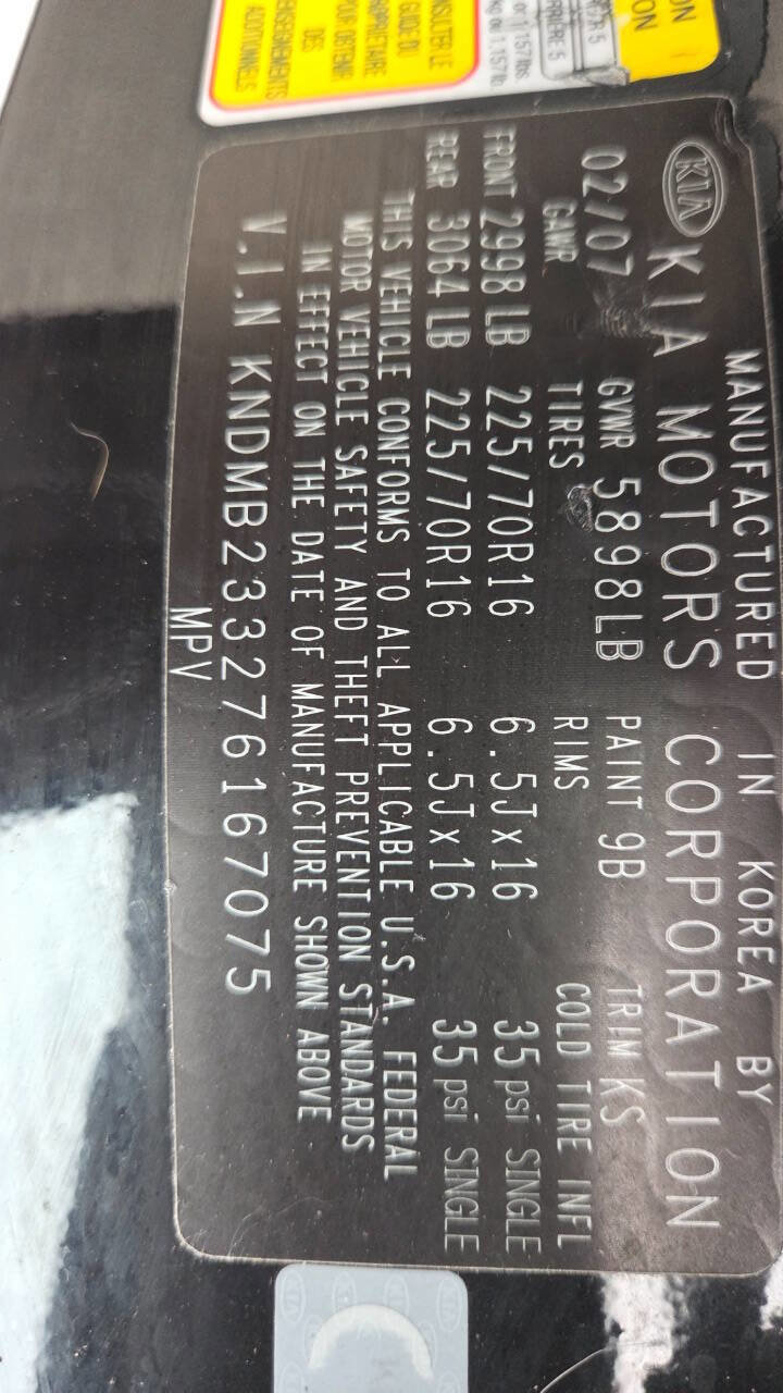 Used 2007 Kia Sedona LX image 44