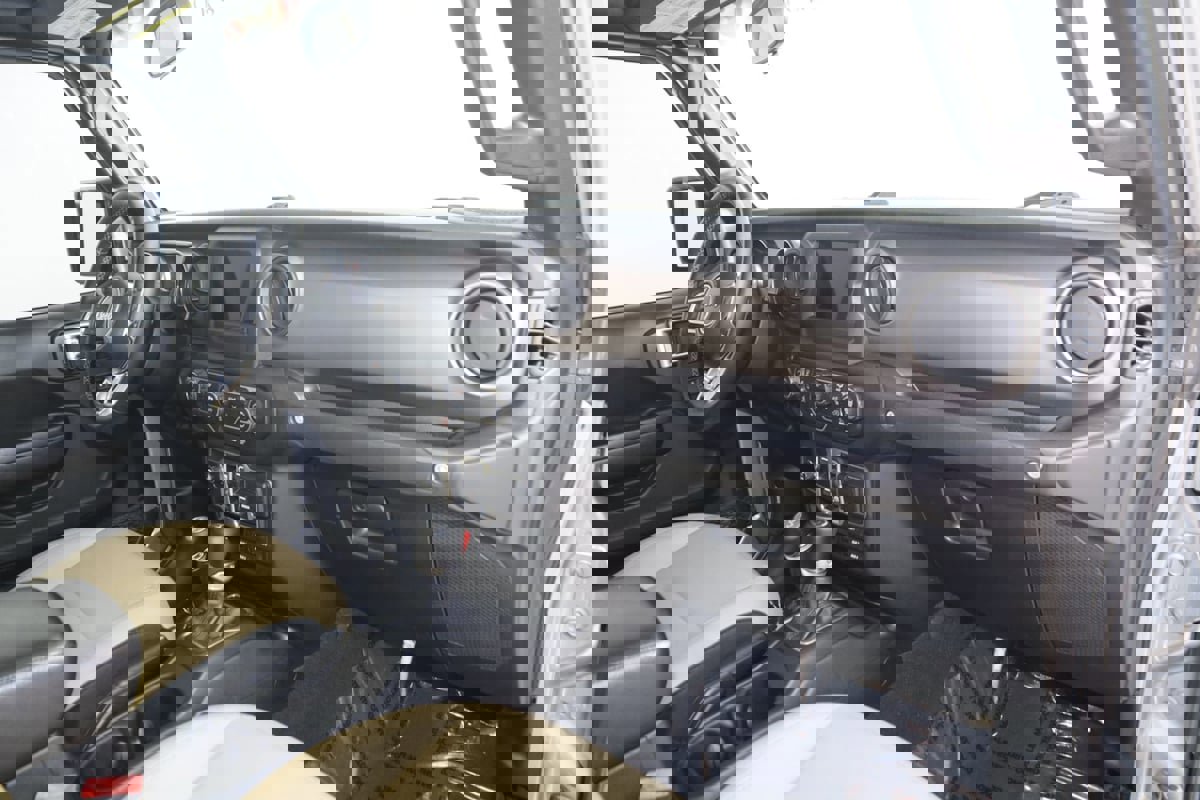 Used 2020 Jeep Gladiator Sport w/ Quick Order Package 24S image 40