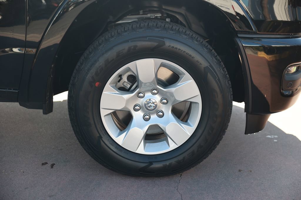 New 2026 RAM 1500 Big Horn AWD/4WD image 8